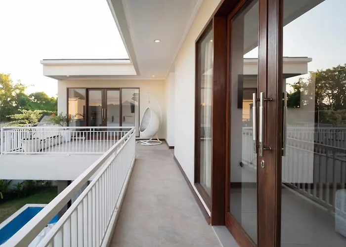 The Claremont Villas, Collection By Portier